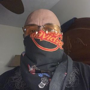 Meet your Posher, Mark